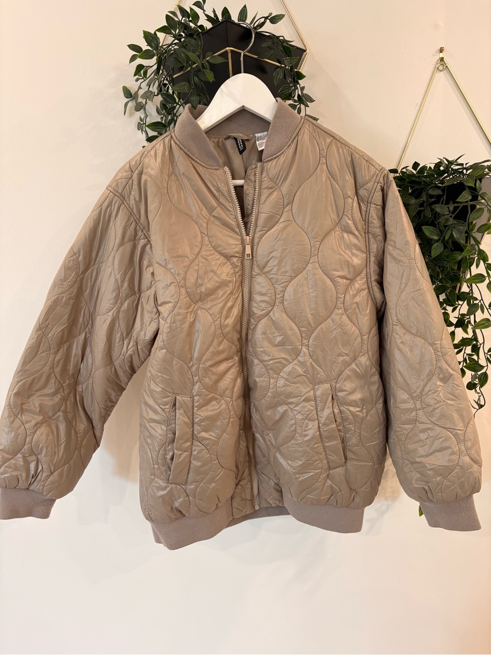Divided Quilted Bomber Jacket in Beige